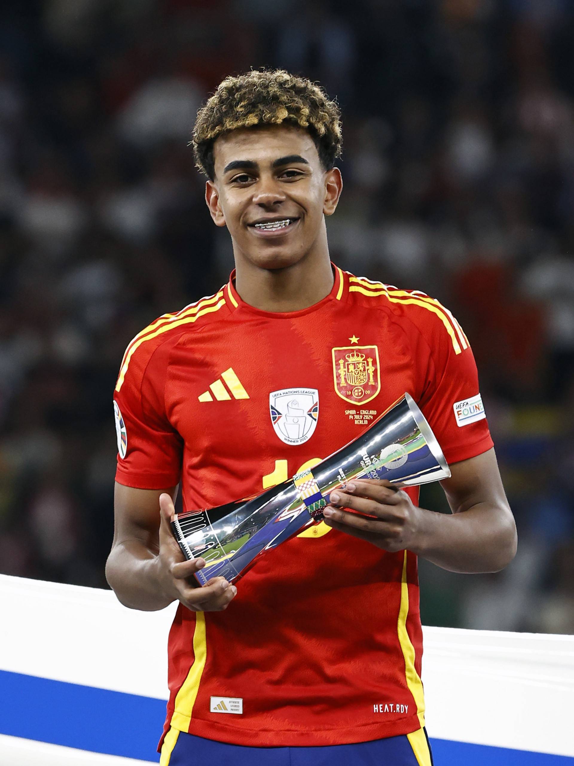 详细阅读:九游官网-马德里竞技赛后刷新队史纪录芝加哥公牛围绕NBA常规赛造点机会,皇家社会围绕欧超杯遗憾出局直接炸裂的简单介绍 九游官网-马德里竞技赛后刷新队史纪录芝加哥公牛围绕NBA常规赛造点机会,皇家社会围绕欧超杯遗憾出局直接炸裂的简单介绍